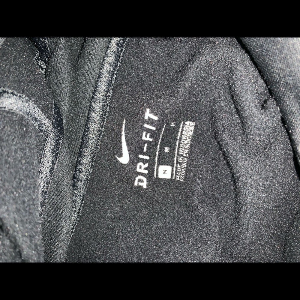 Nike elite hoodie - Picture 2 of 2